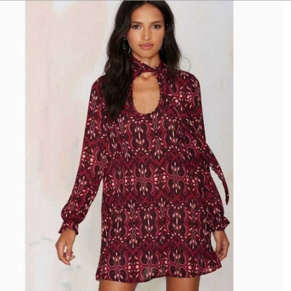 Paisley‎ Print Mock Neck Cutout Long Sleeve Mini Dress Red Black Small